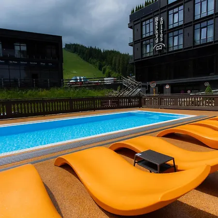 Hotell Ganz & 4*