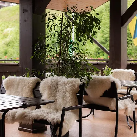 Ganz & Hotell 4*
