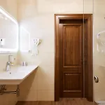 Ganz & Hotel 4*